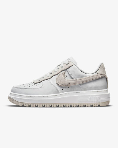 Nike Air Force 1 Luxe
Men's Shoes