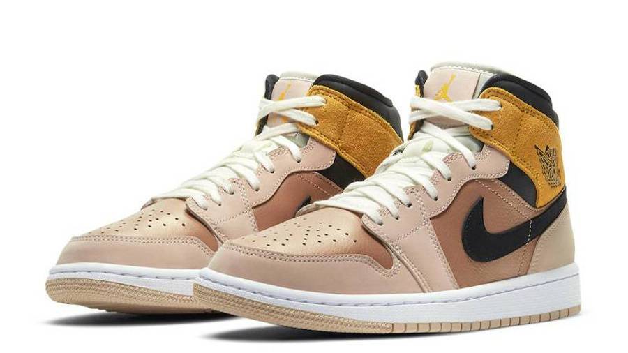 NIKE AIR JORDAN 1 HIGH SE PARTICLE BEIGE